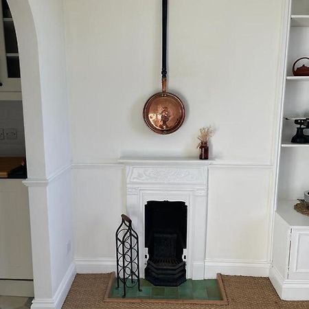 Ashcroft Hall - Converted Chapel In Central Cirencester Esterno foto